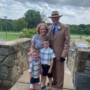 Meet your Posher, Marcia